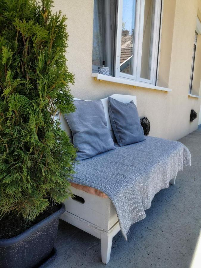 Foglal-Lak Apartman Eger Eksteriør bilde